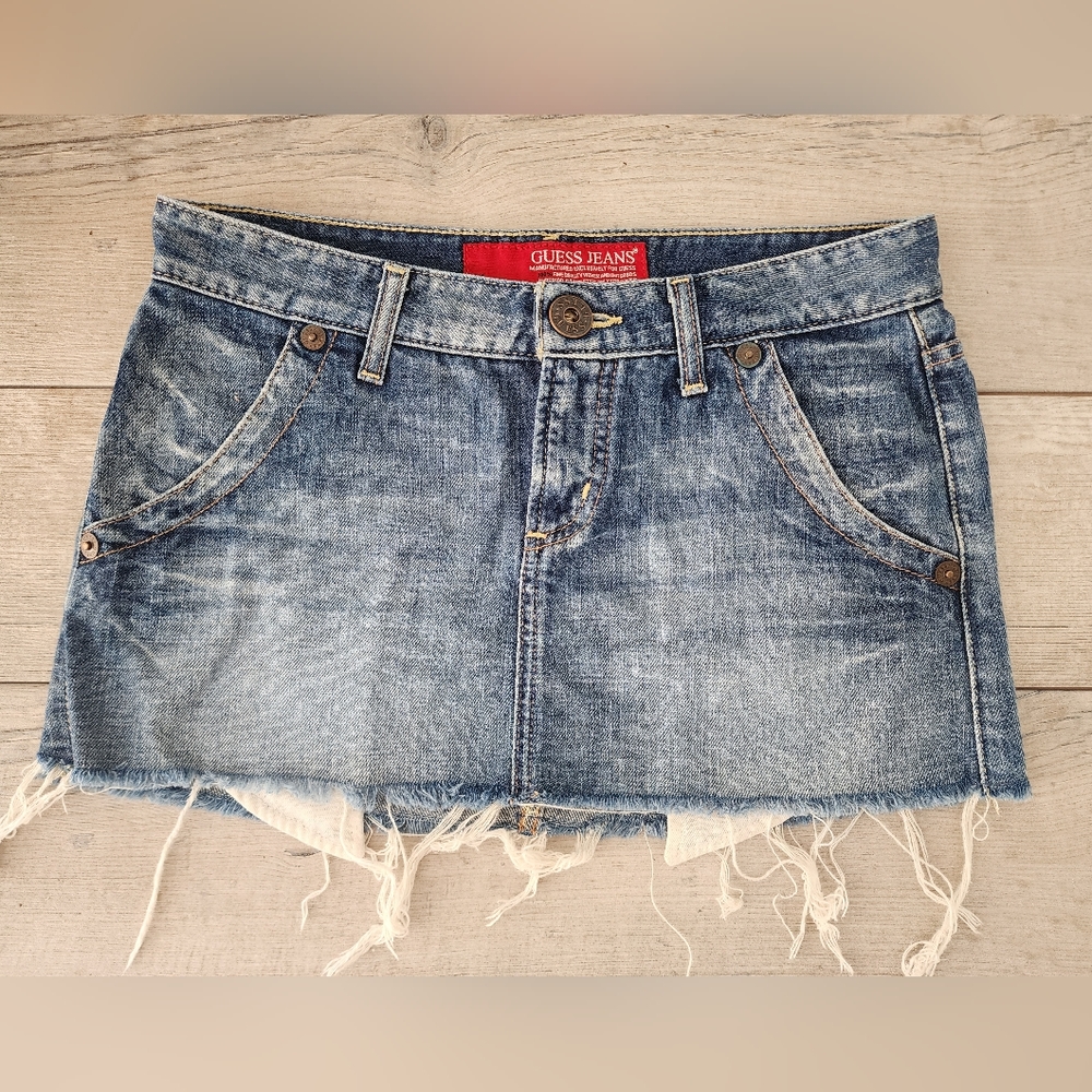 Guess Women's Blue Denim Casual LowRise Mini Skirt Frayed Hem